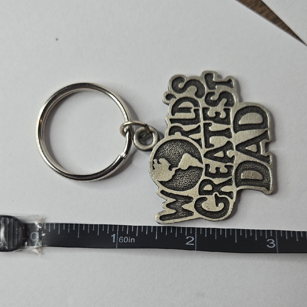 Camco World's Greatest Dad‎ Keychain Accessory, Silvertone Key Ring - Picture 4 of 5